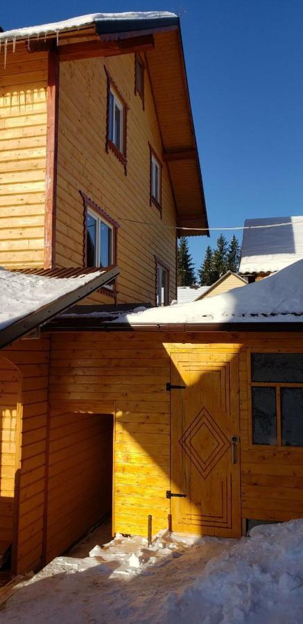 Hotel Marichka à Yablunytsya Extérieur photo