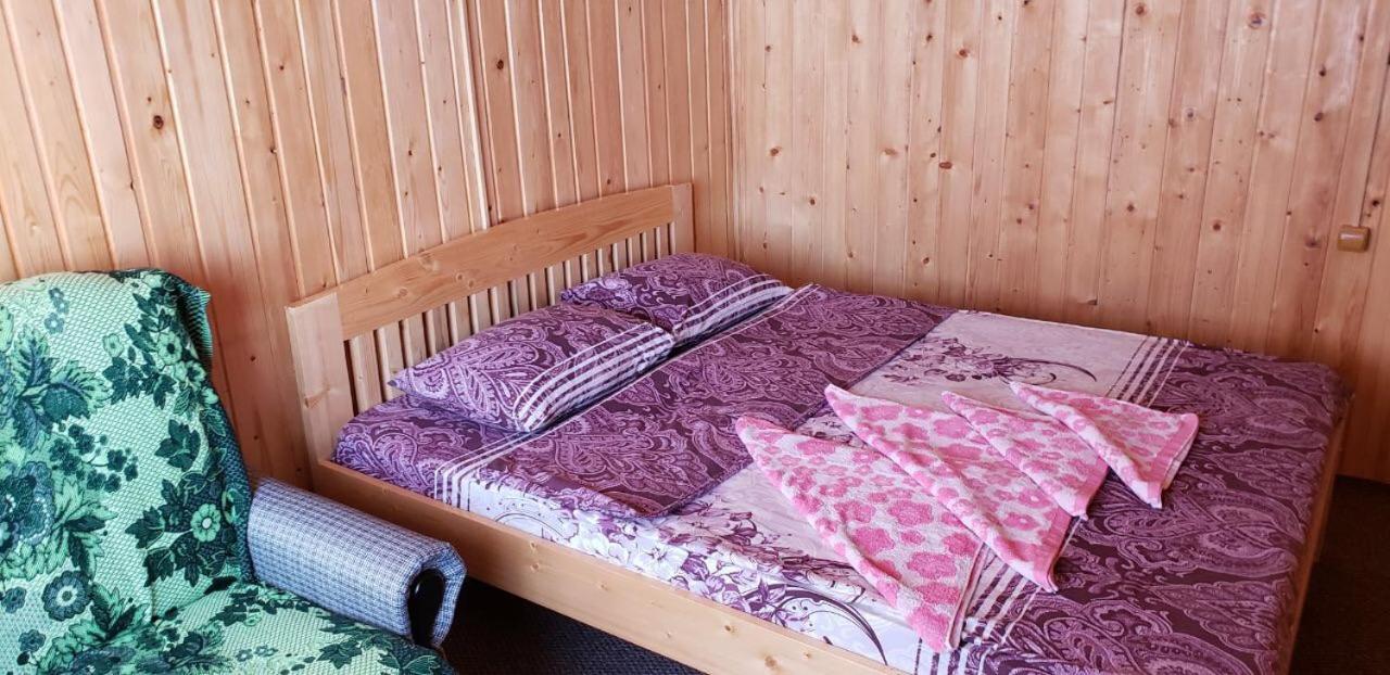 Hotel Marichka à Yablunytsya Extérieur photo